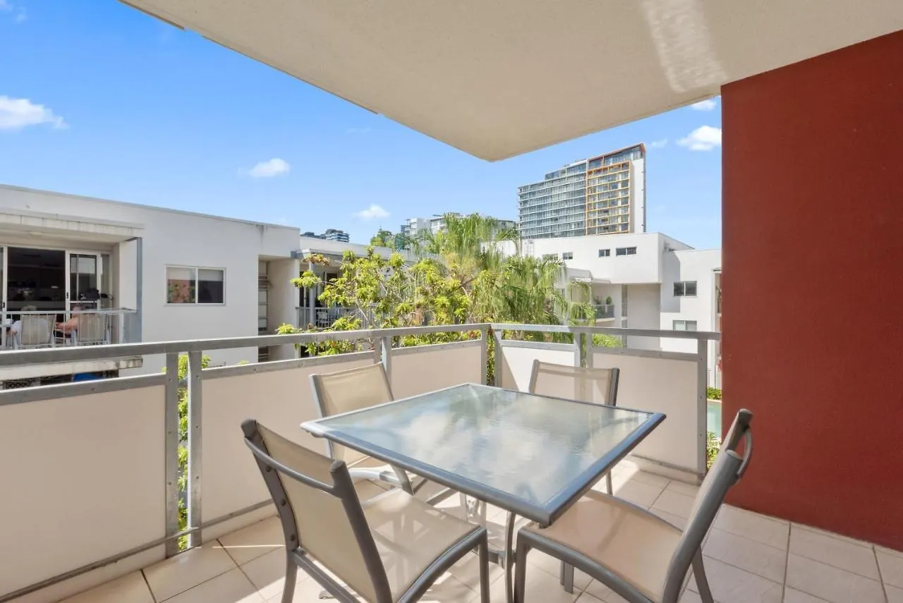 Heart Of The Valley Sunny And Cozy 1Br Apart Brisbane Australia